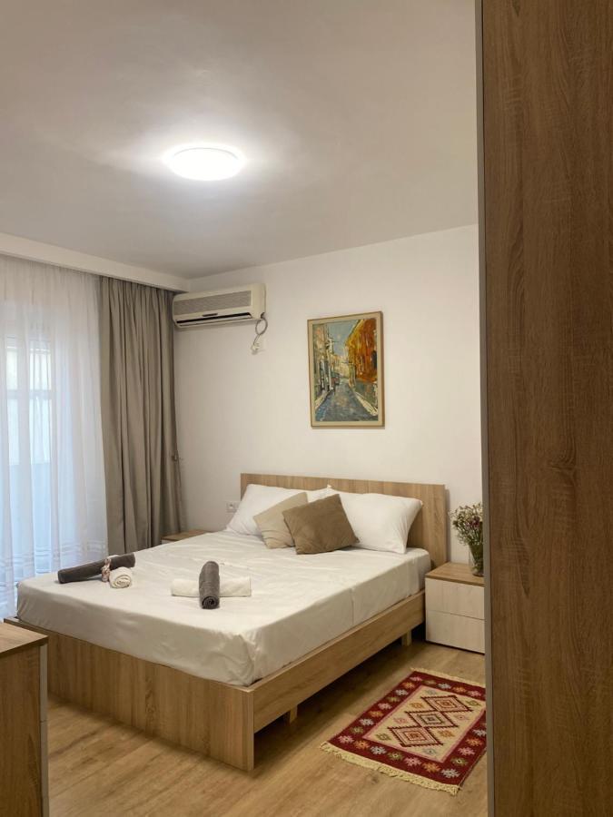 Central Welcoming Apartment In Тирана Экстерьер фото